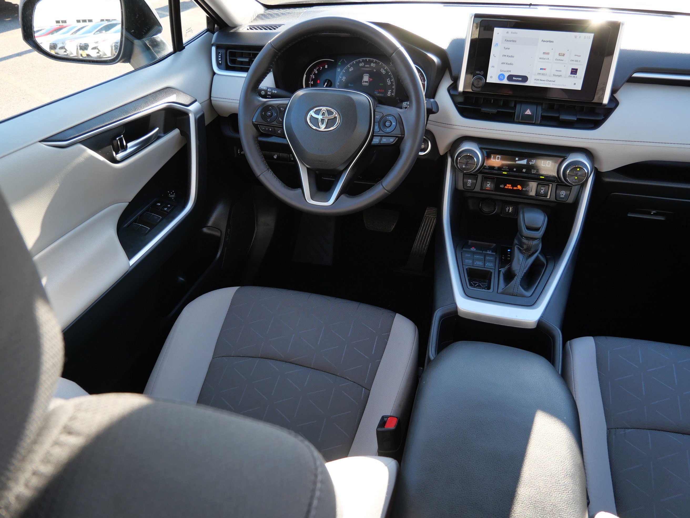 Used 2023 Toyota RAV4 XLE w/ Convenience Package AWD/4WD image 9