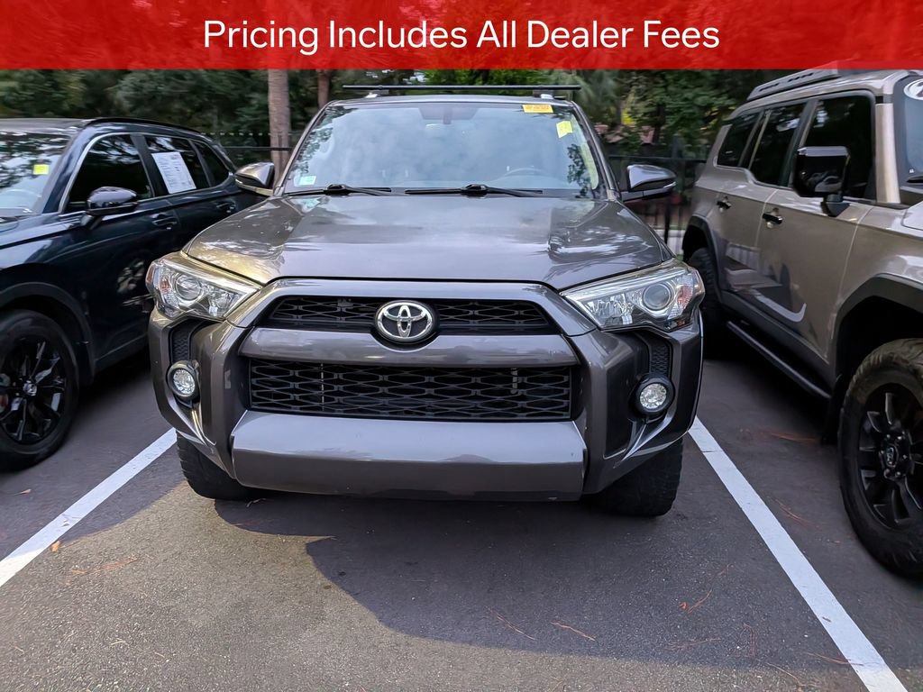 Used 2017 Toyota 4Runner SR5 Premium RWD image 2