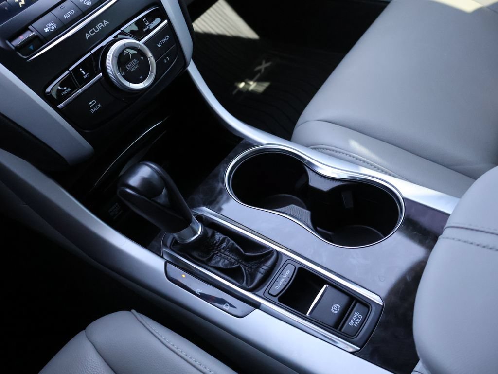 Used 2020 Acura TLX FWD image 22