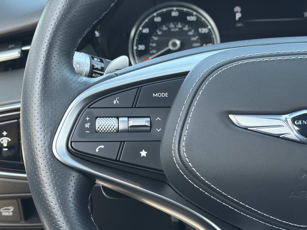 Used 2024 Genesis GV70 3.5T Sport AWD/4WD image 8