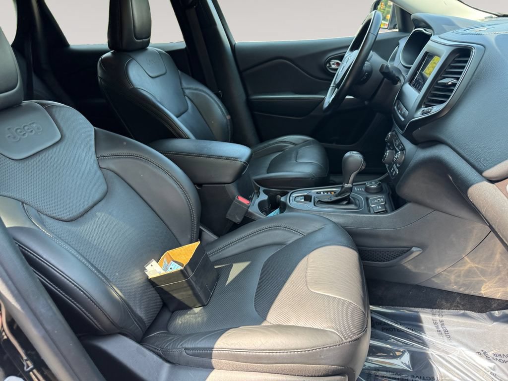 Used 2021 Jeep Cherokee Latitude Lux AWD/4WD image 15