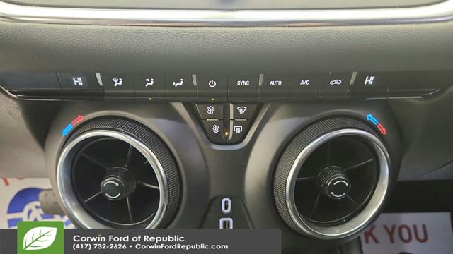 Used 2020 Chevrolet Blazer LT image 18