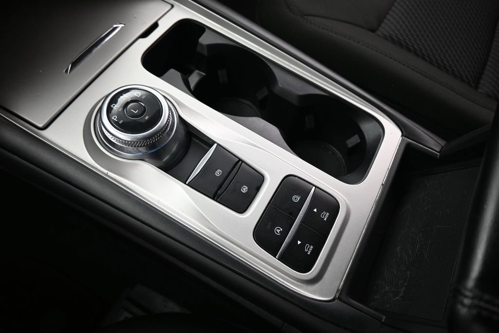 Certified 2024 Ford Explorer XLT RWD image 16