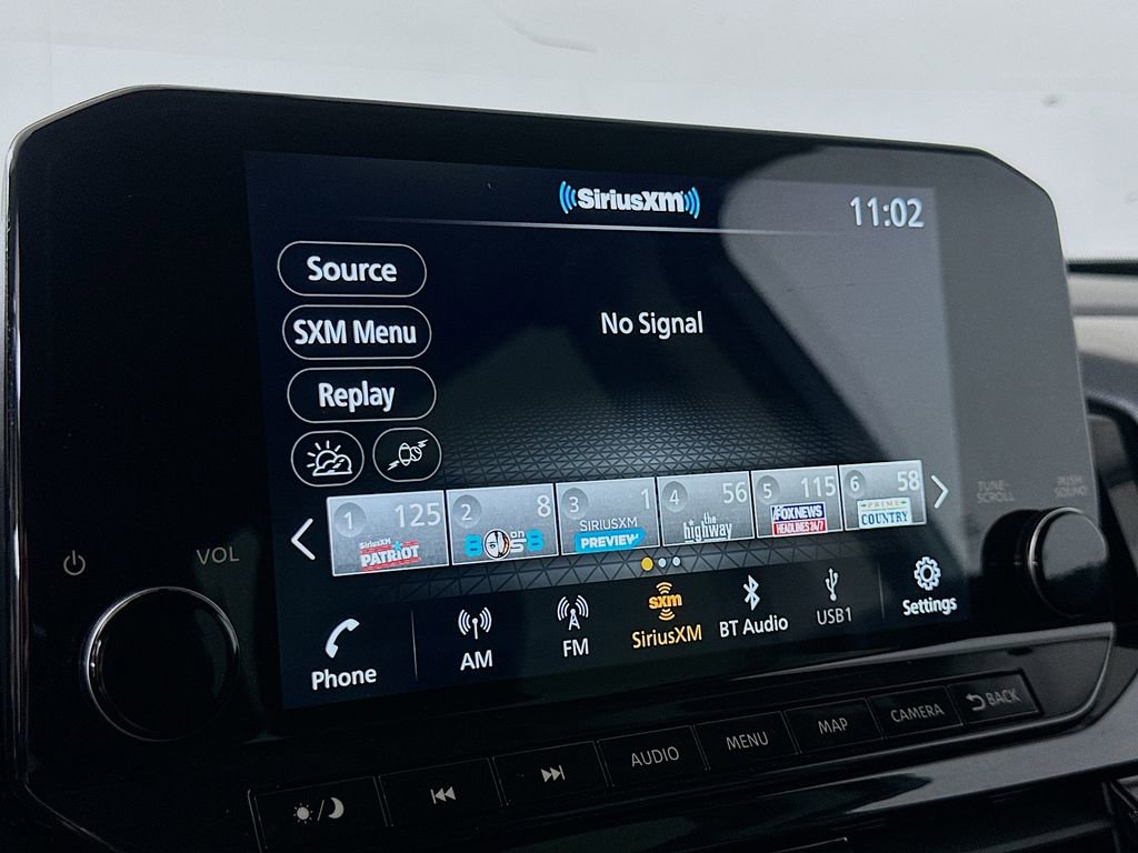 Used 2024 Nissan Pathfinder SL image 32