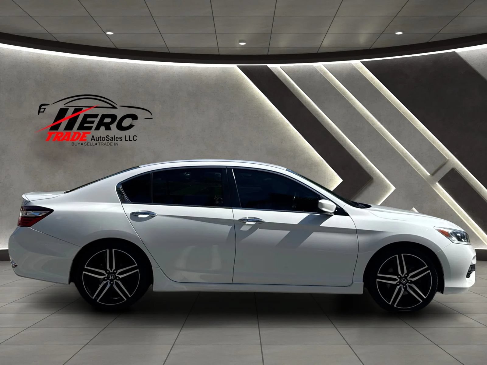 Used 2017 Honda Accord Sport image 52