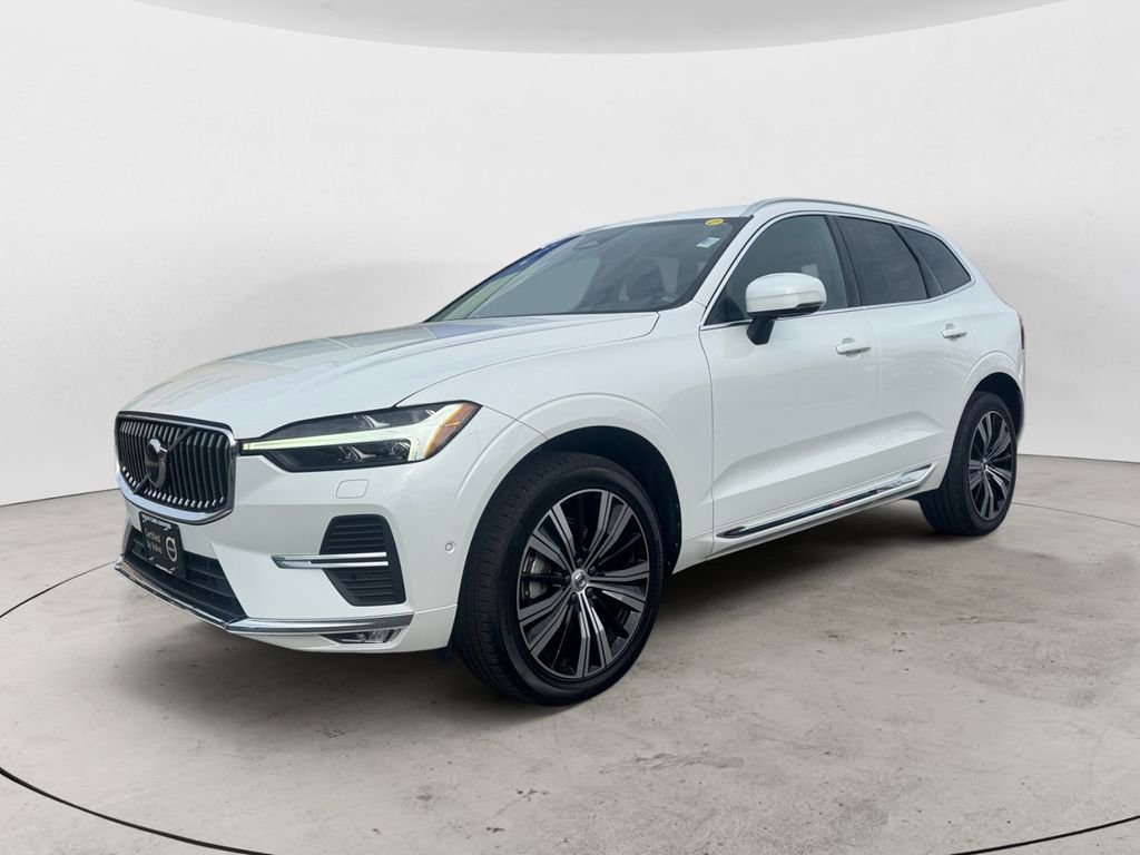 Certified 2023 Volvo XC60 B5 Plus image 2