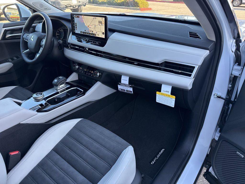 New 2026 Mitsubishi Outlander SE FWD image 22