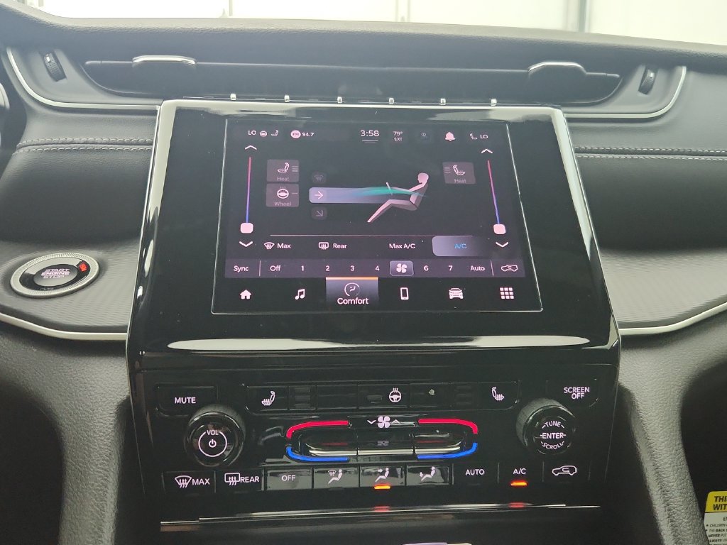 New 2026 Jeep Grand Cherokee Laredo X AWD/4WD image 25