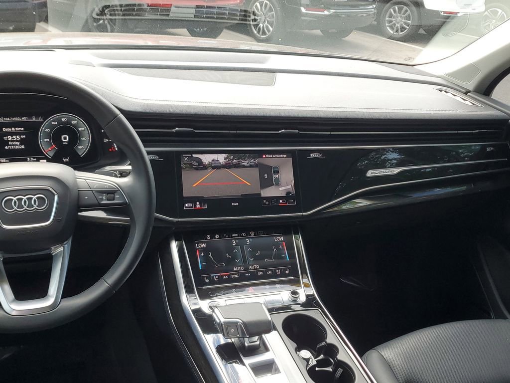 Used 2023 Audi Q7 3.0T Prestige image 19