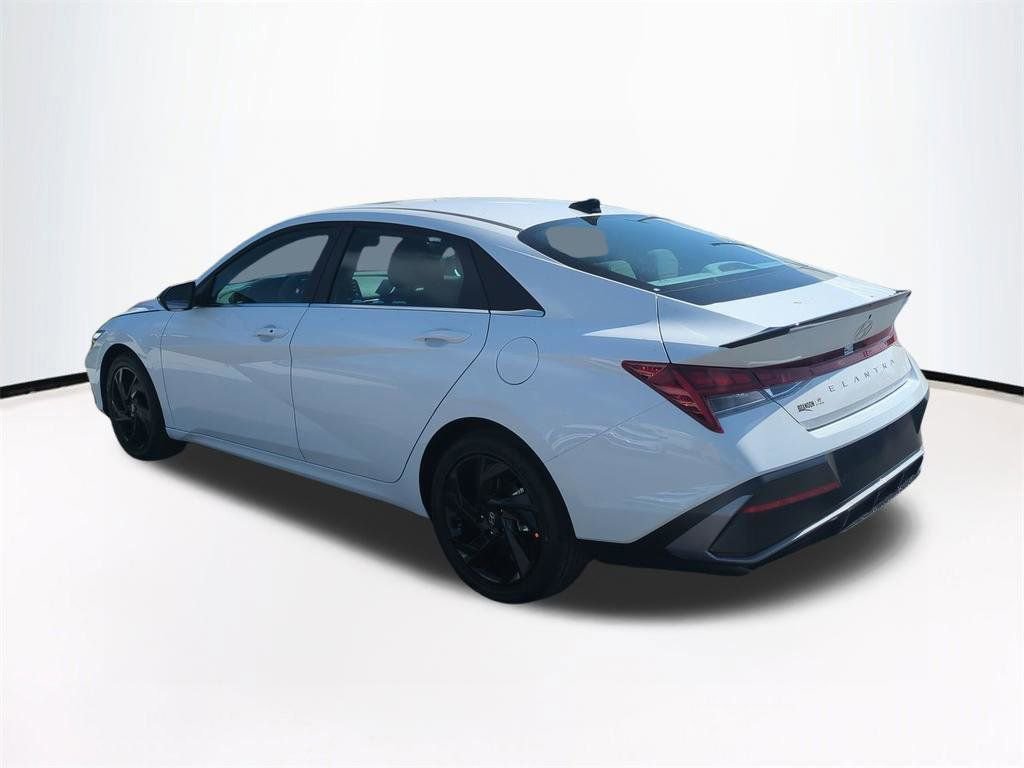 New 2026 Hyundai Elantra SEL Sport image 7