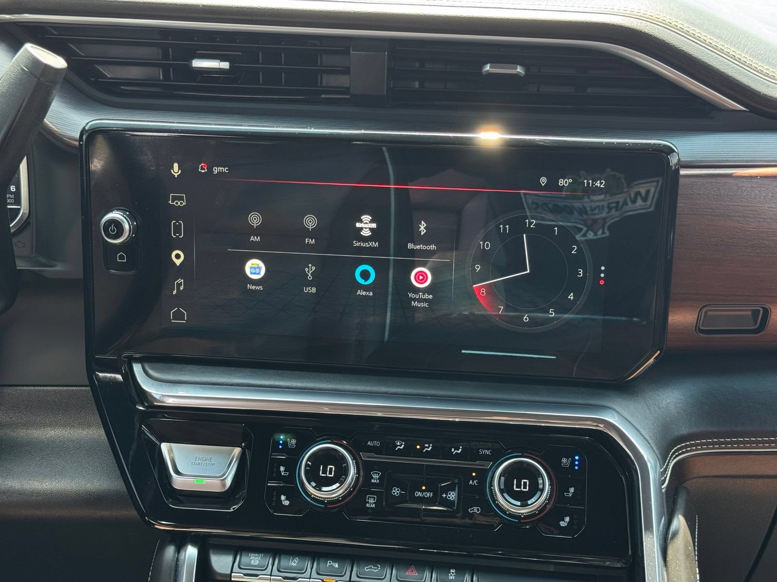 Used 2024 GMC Sierra 3500 Denali Ultimate AWD/4WD image 27