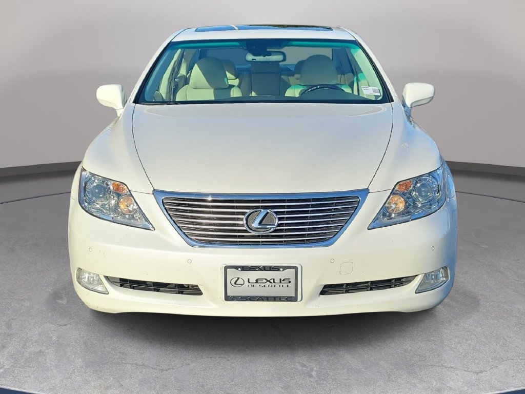 Used 2008 Lexus LS 460 RWD image 3