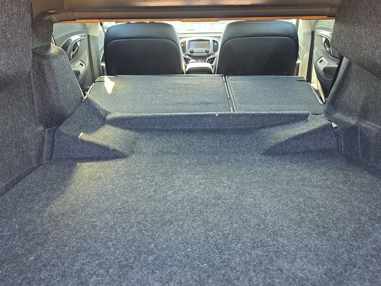 Used 2015 Buick LaCrosse Leather w/ Experience Buick Package image 28