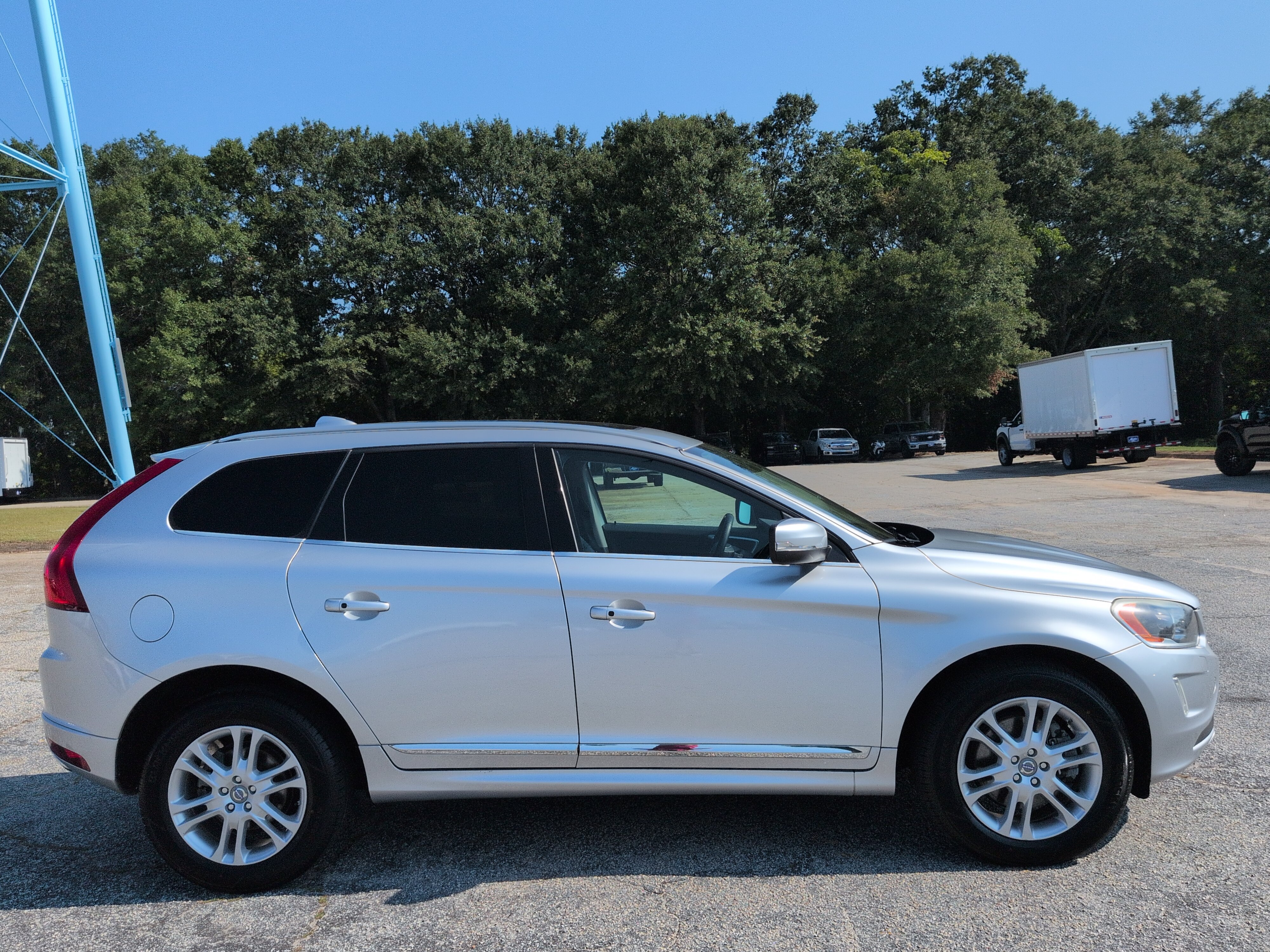 Used 2015 Volvo XC60 T5 Platinum