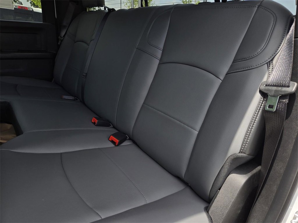 New 2025 RAM 3500 Tradesman w/ Chrome Appearance Group image 16