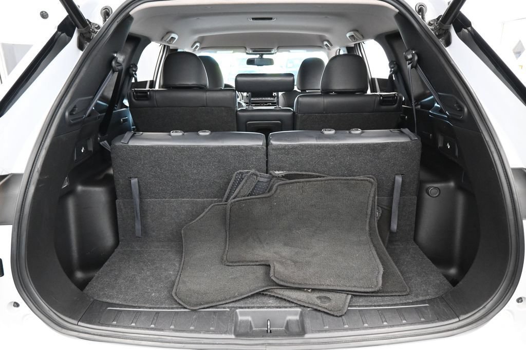 Used 2024 Mitsubishi Outlander SEL FWD image 34