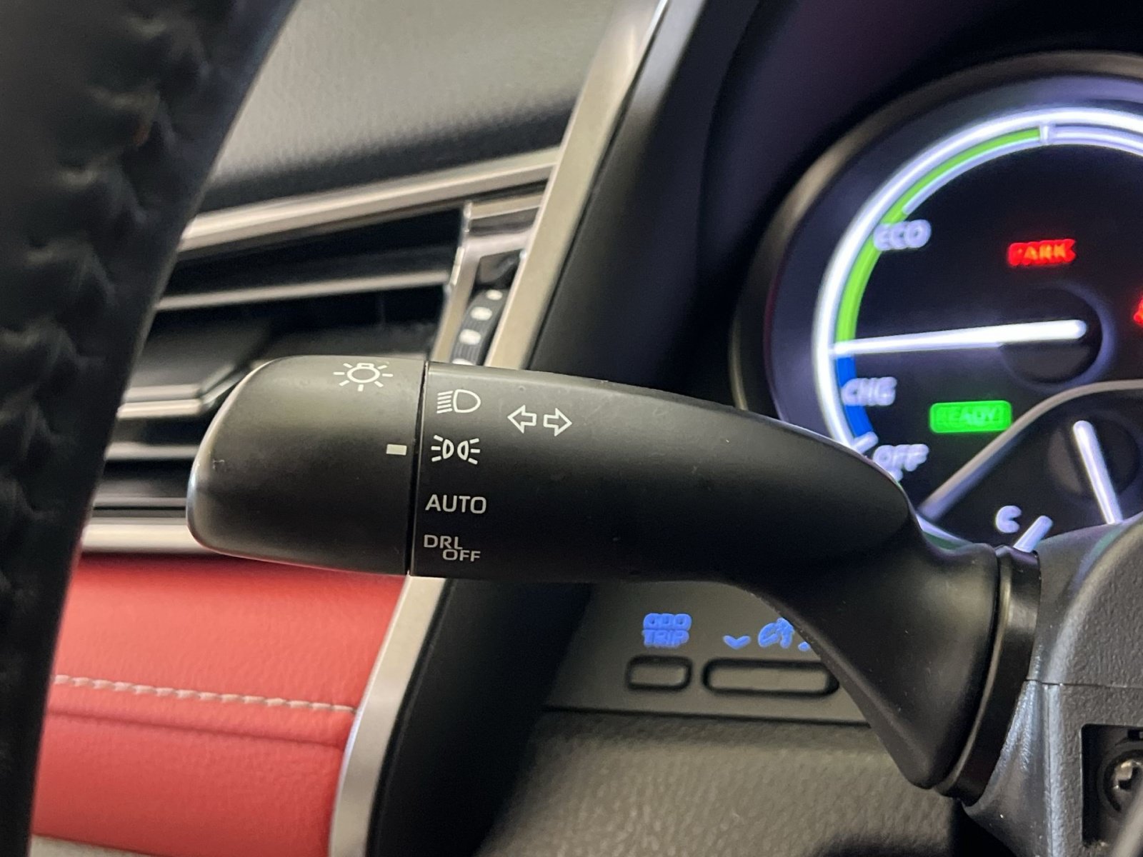 Used 2021 Toyota Camry XSE FWD image 37