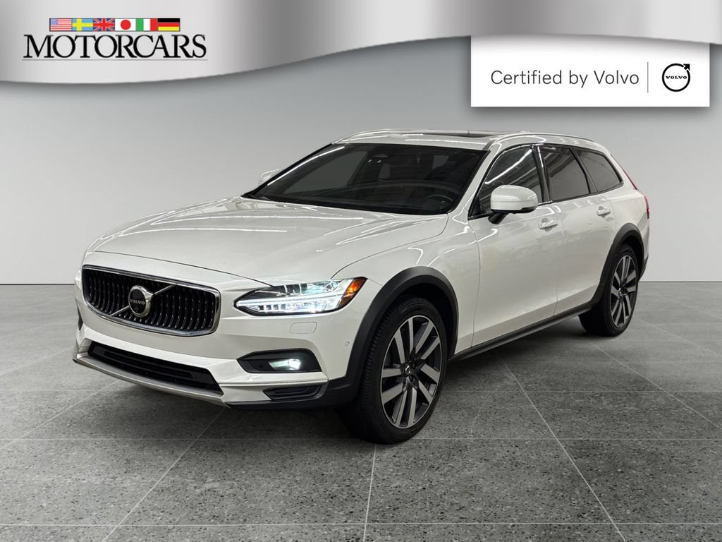 Used 2022 Volvo V90 B6 Cross Country w/ Advanced Package AWD/4WD image 7