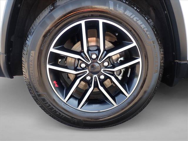Used 2020 Jeep Grand Cherokee Trailhawk w/ Trailhawk Luxury Group AWD/4WD image 7
