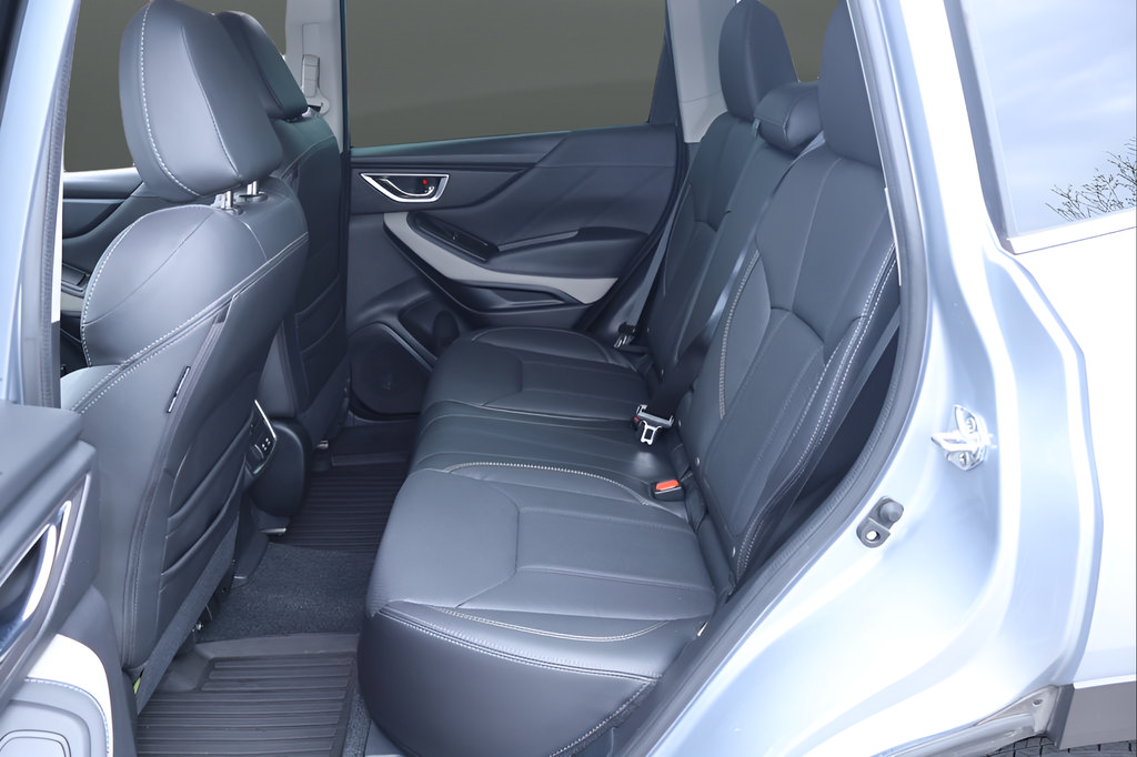 Used 2023 Subaru Forester Limited w/ Popular Package #2 AWD/4WD image 12