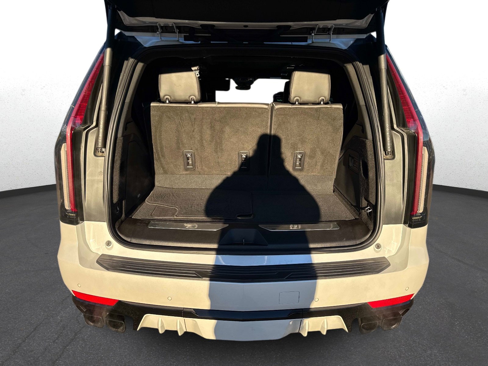 Used 2024 Cadillac Escalade V image 11