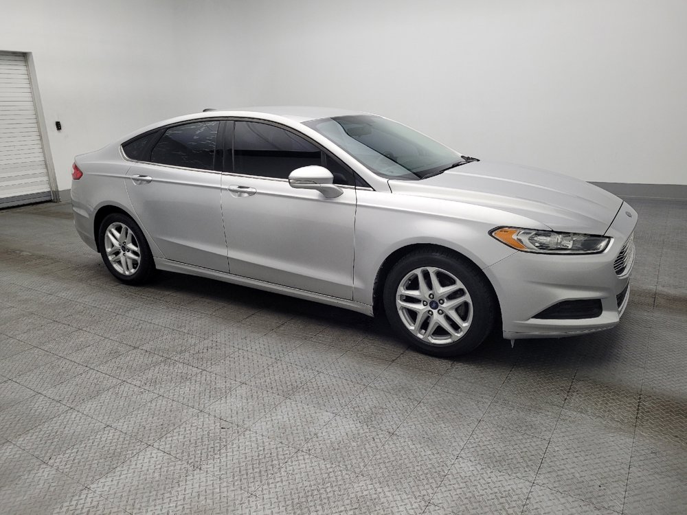 Used 2016 Ford Fusion SE FWD image 11