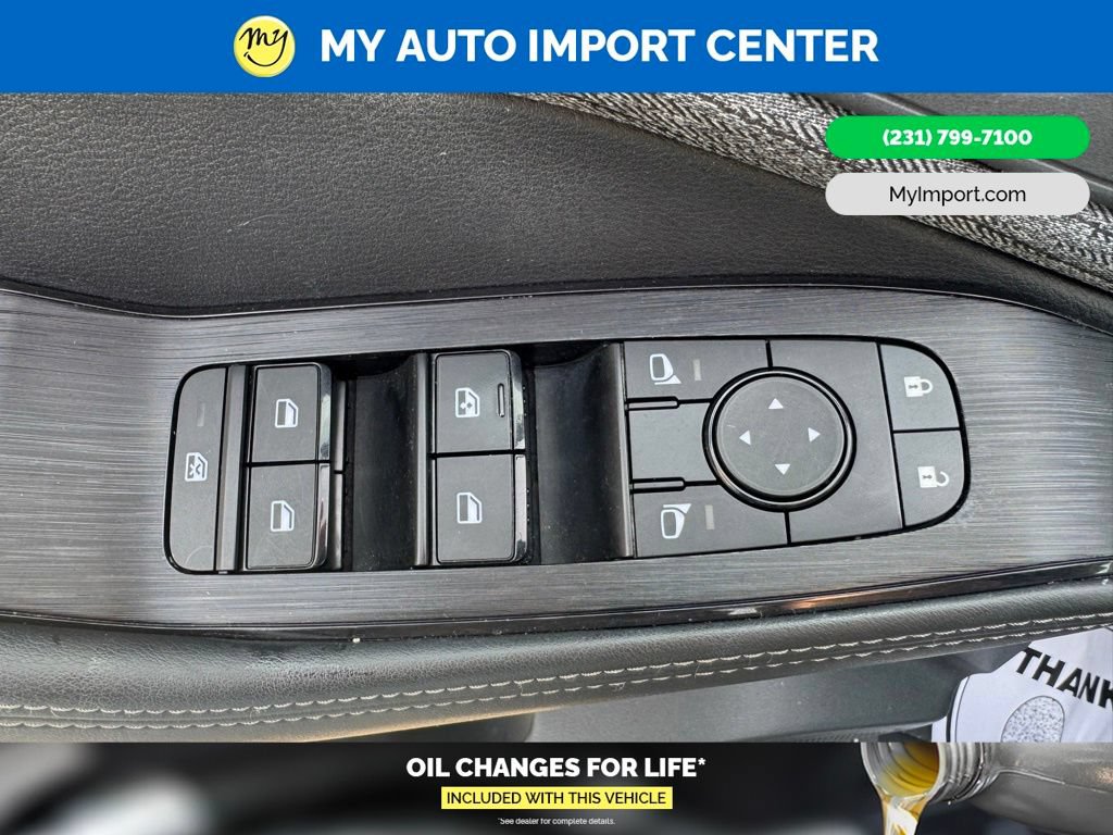 Used 2023 Nissan Rogue SV AWD/4WD image 11