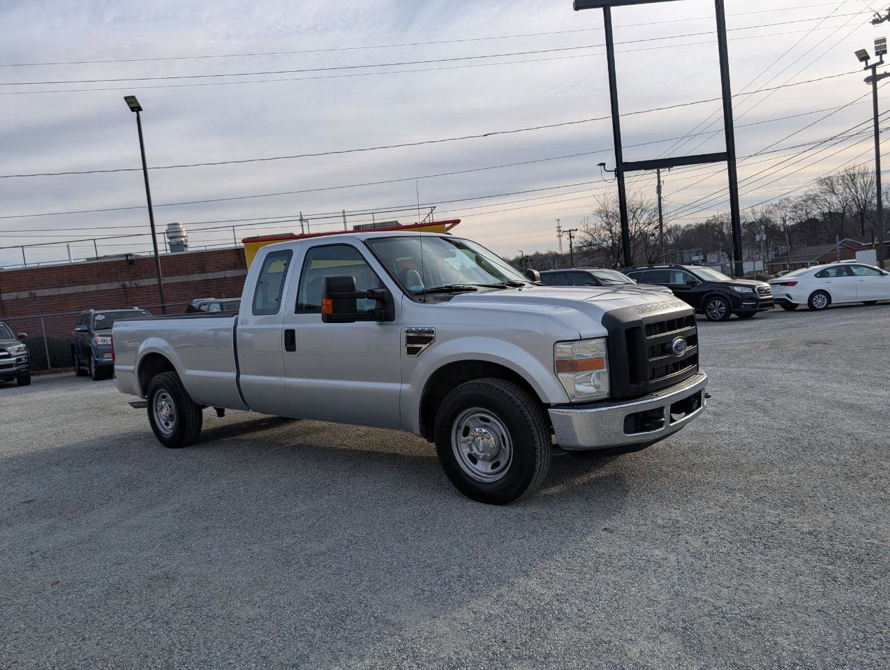 Used 2010 Ford F250 Lariat image 3