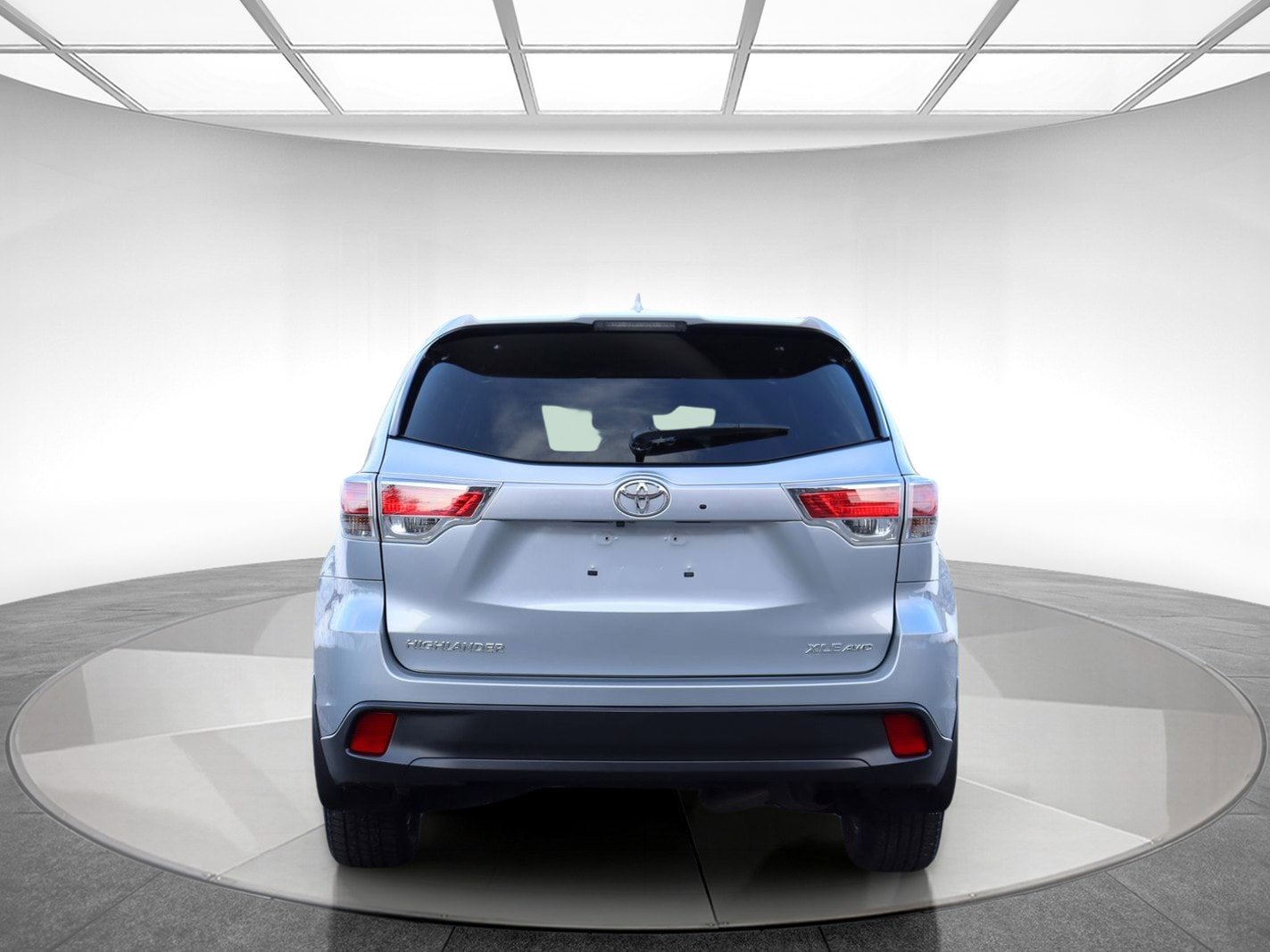 Used 2015 Toyota Highlander XLE image 7