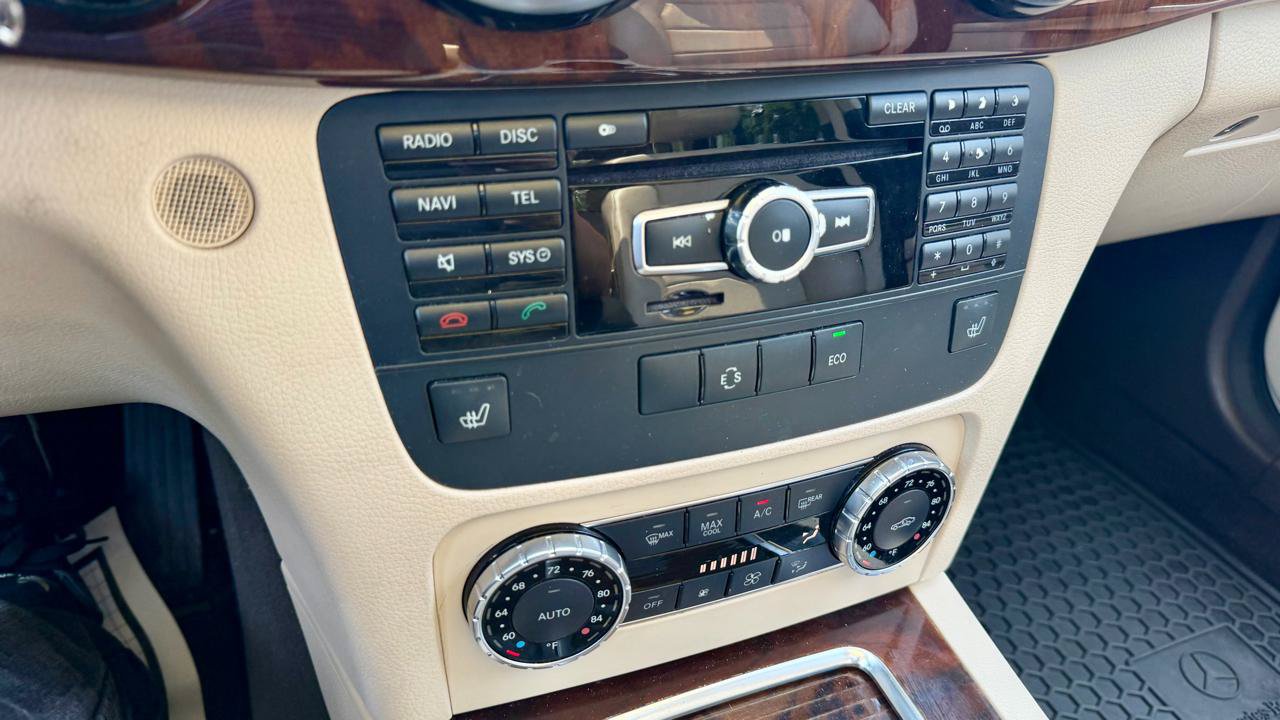 Used 2013 Mercedes-Benz GLK 350 4MATIC image 23