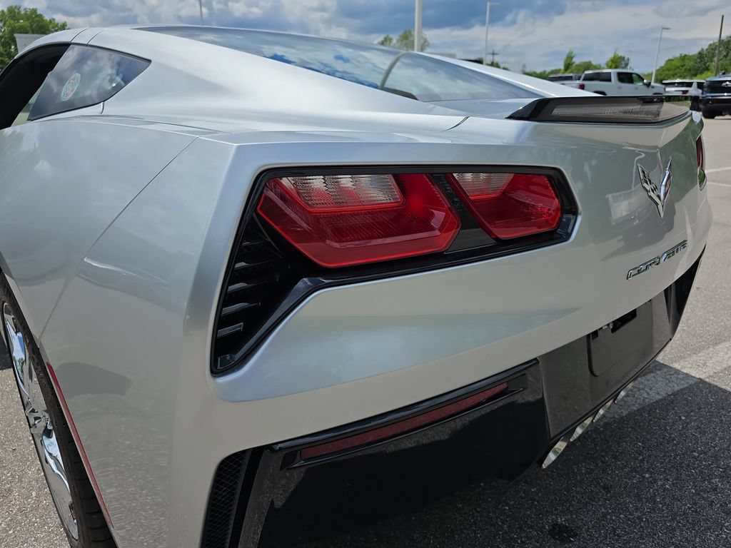 Used 2017 Chevrolet Corvette Stingray Coupe w/ 2LT Preferred Equipment Group RWD image 28