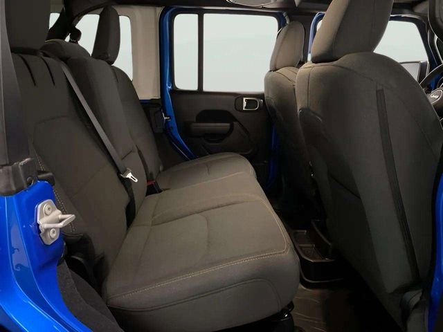 Used 2024 Jeep Wrangler Unlimited AWD/4WD image 91