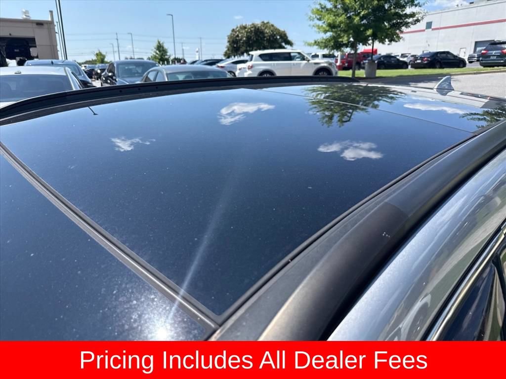Used 2017 Hyundai Santa Fe Limited FWD image 8