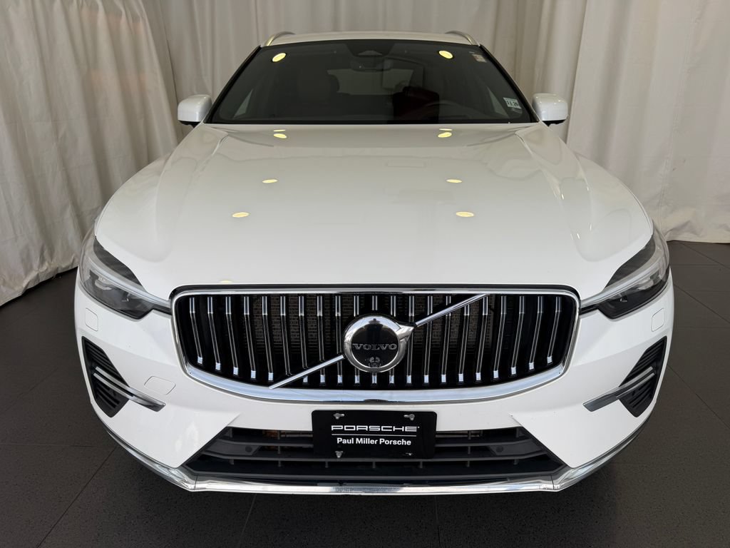 Used 2022 Volvo XC60 T8 Inscription AWD/4WD image 6
