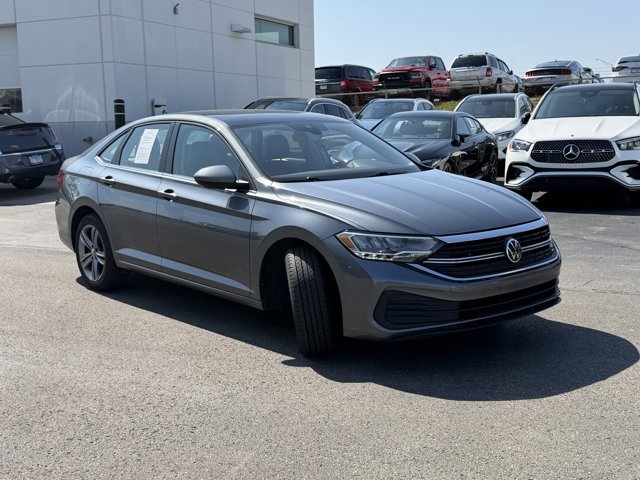 Used 2024 Volkswagen Jetta SE video 3