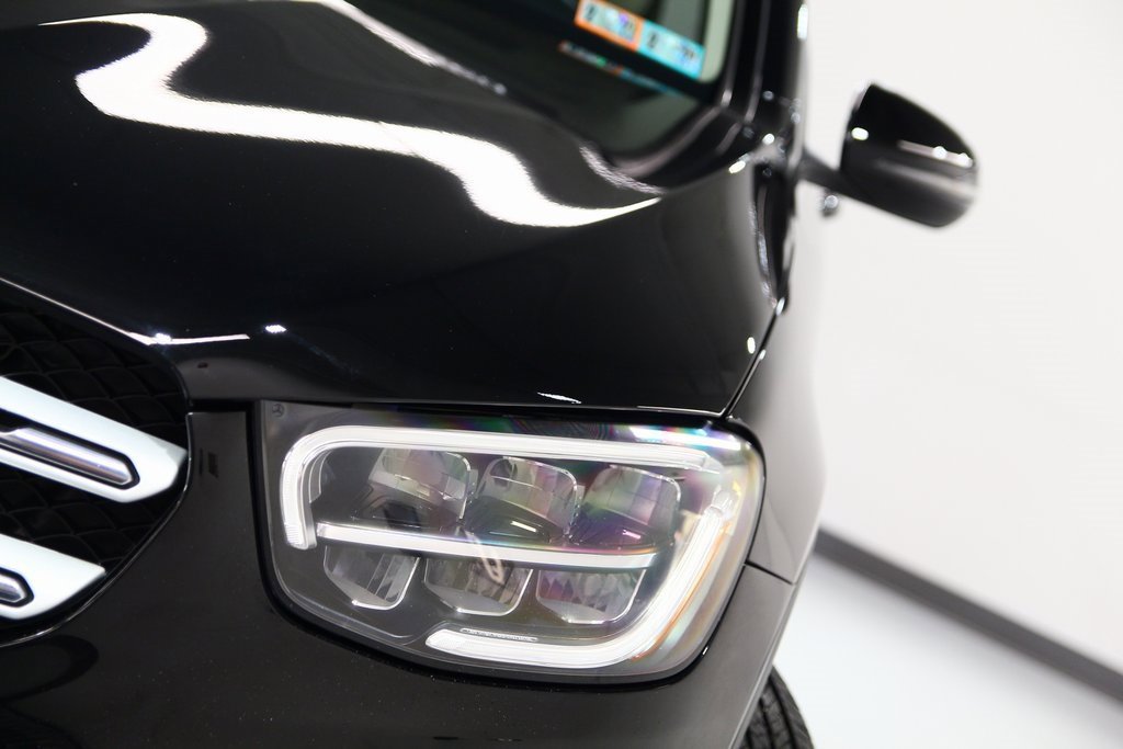 Used 2020 Mercedes-Benz GLC 300 4MATIC image 7