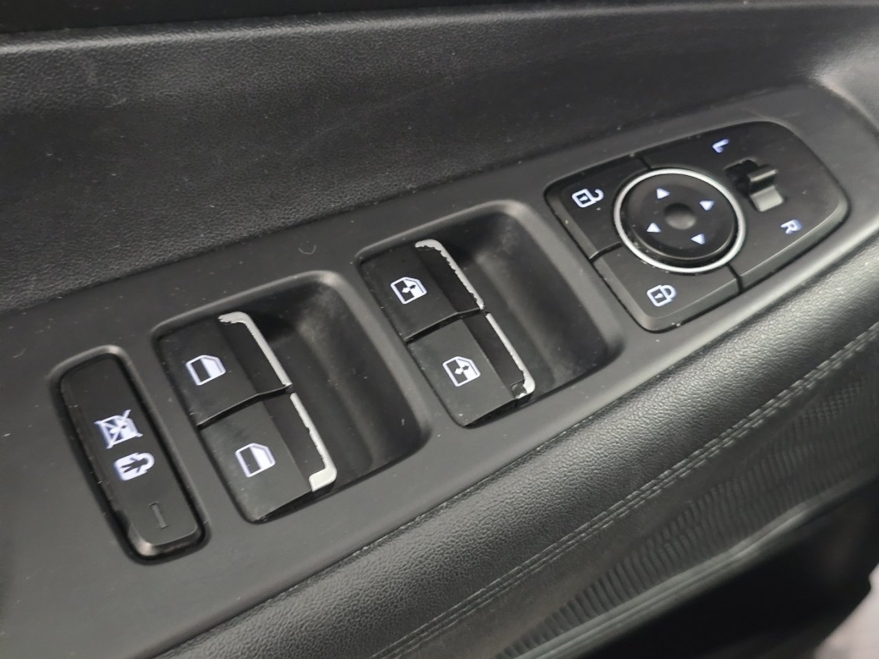 Used 2020 Hyundai Santa Fe SEL AWD/4WD image 21