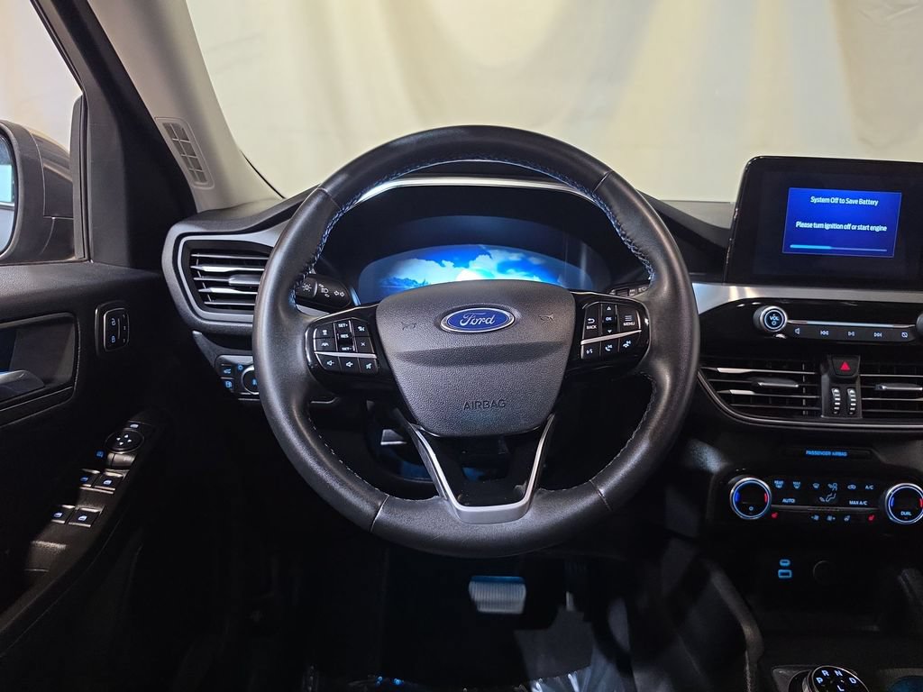 Used 2021 Ford Escape Titanium AWD/4WD image 11