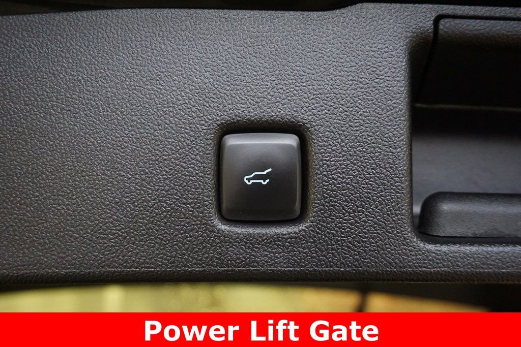 Used 2022 Ford Escape SEL w/ Technology Package image 21