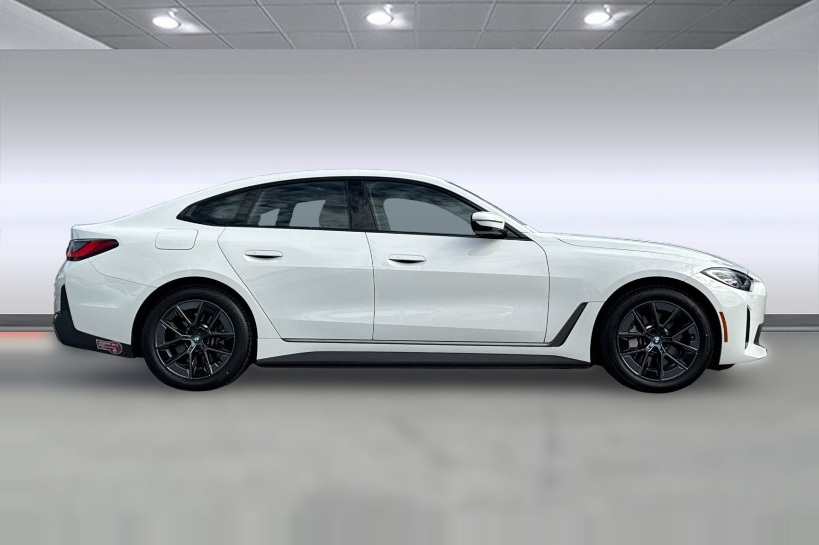 Certified 2023 BMW i4 eDrive35 w/ Premium Package RWD image 7