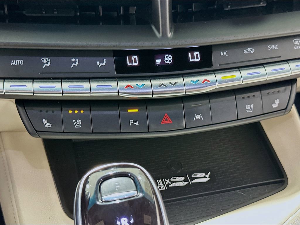 Used 2023 Cadillac CT4 Premium Luxury RWD image 16