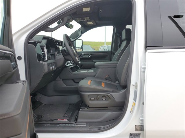 New 2026 GMC Sierra 2500 AT4 w/ AT4 Premium Plus Package image 10