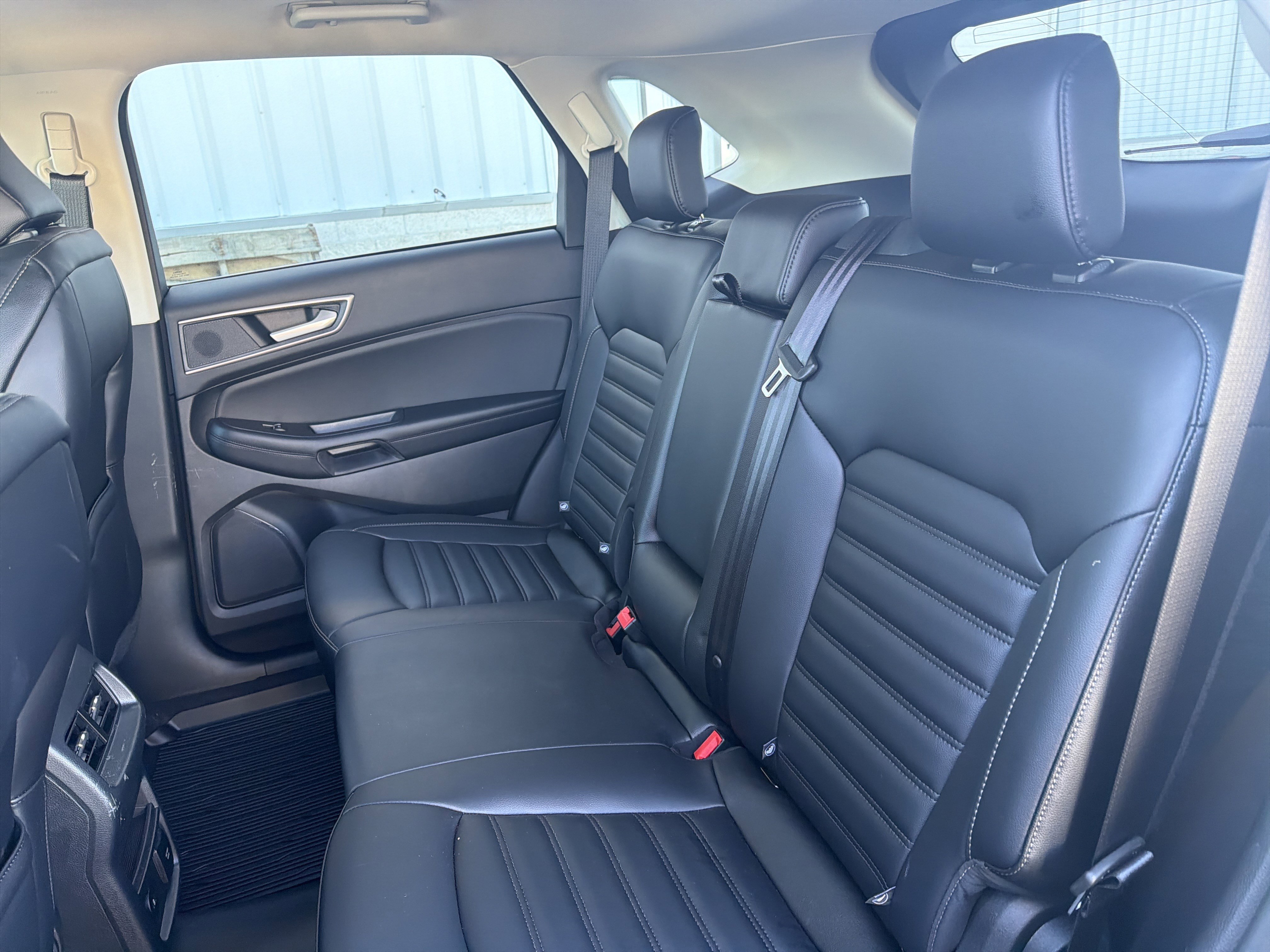 Used 2024 Ford Edge SEL w/ Convenience Package AWD/4WD image 25