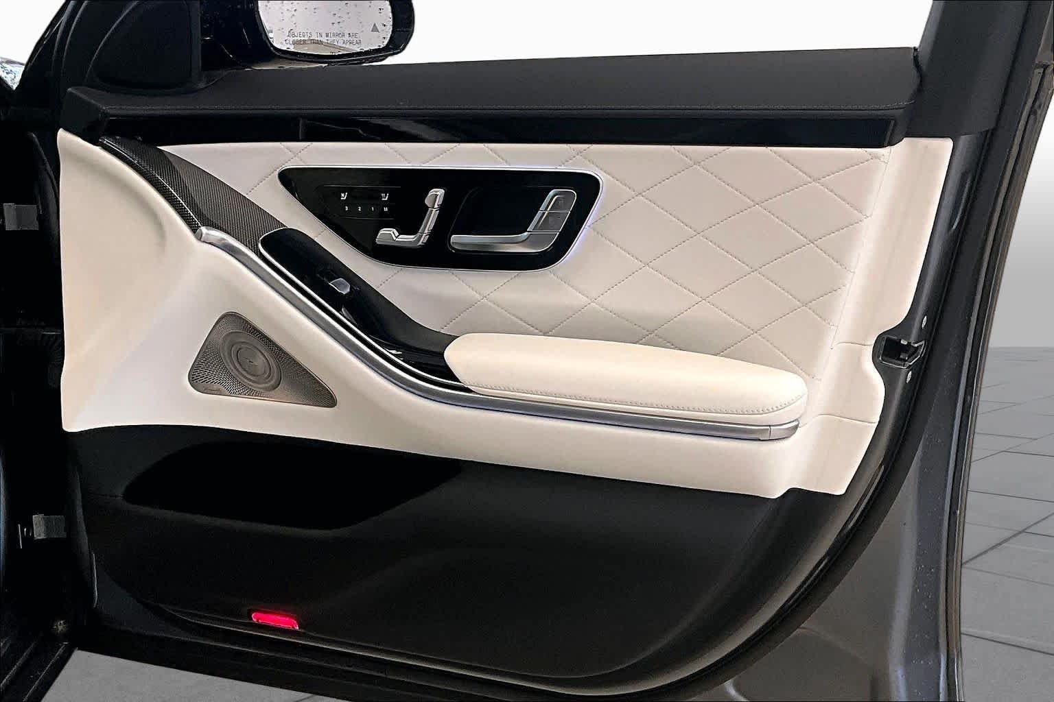 Used 2023 Mercedes-Benz S 580 4MATIC Sedan image 22