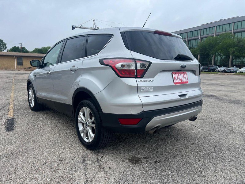 Used 2017 Ford Escape SE FWD image 7