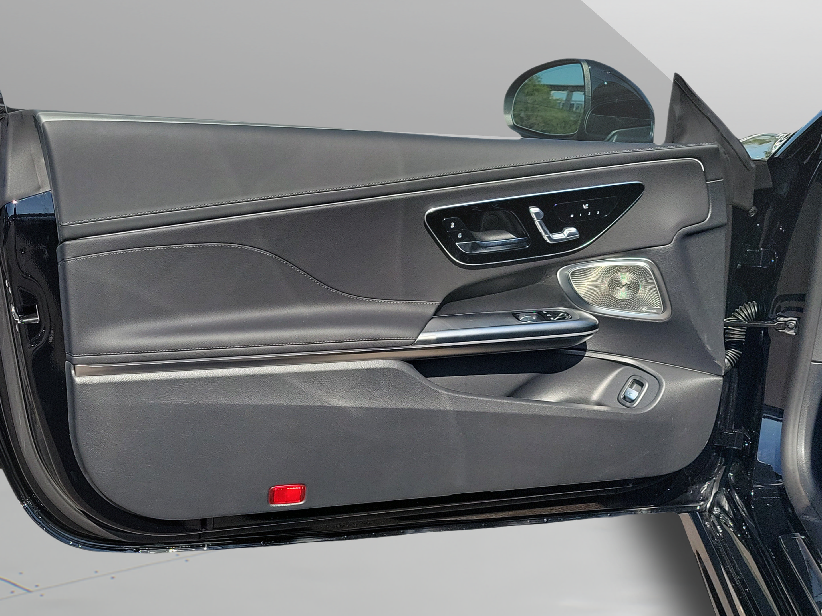 New 2027 Mercedes-Benz CLE 450 4MATIC Coupe image 7