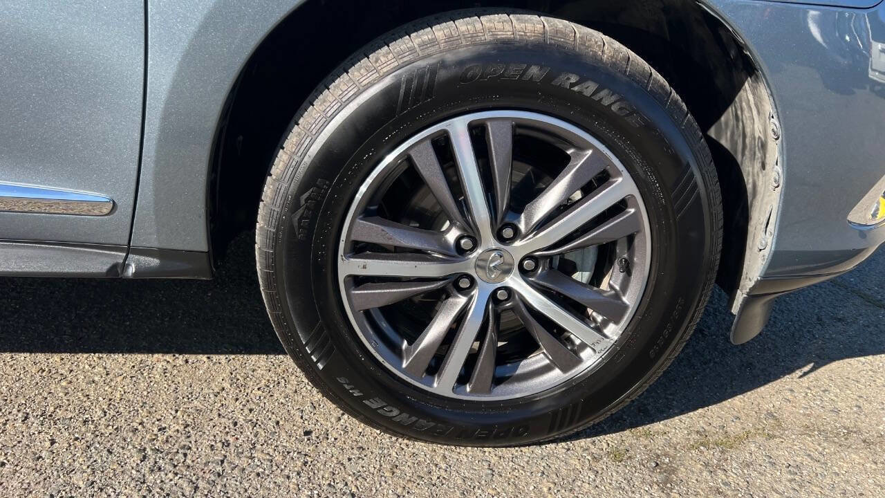 Used 2019 INFINITI QX60 Luxe w/ Essential Package image 40