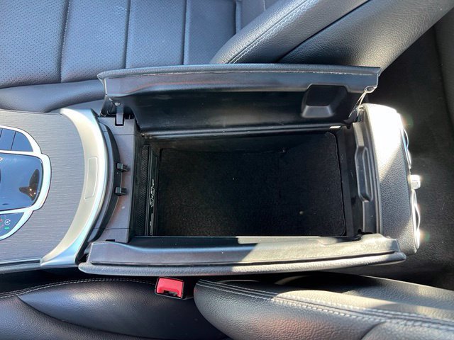 Used 2020 Mercedes-Benz C 300 4MATIC Sedan image 30