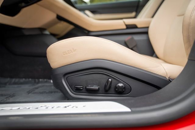 Used 2020 Porsche Taycan Turbo image 42