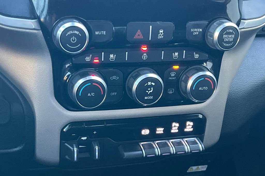 Used 2020 RAM 3500 Laramie image 21